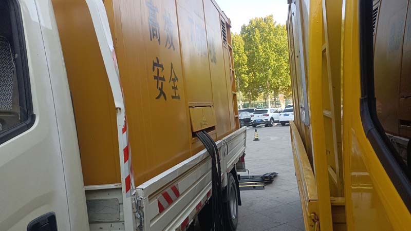 巴音郭楞如何判断柴油发电机组和UPS电源的切换时间是否符合要求？